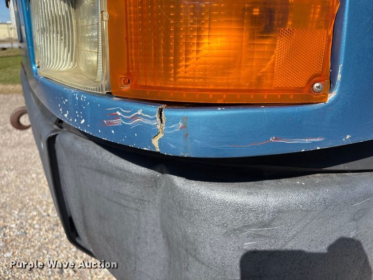 image for item EU7344 1995 International 9200 semi truck