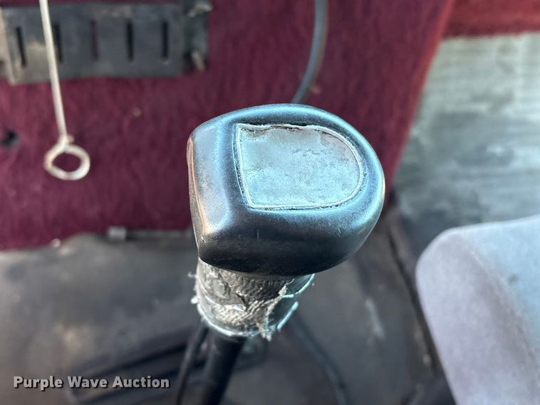 image for item EU7344 1995 International 9200 semi truck