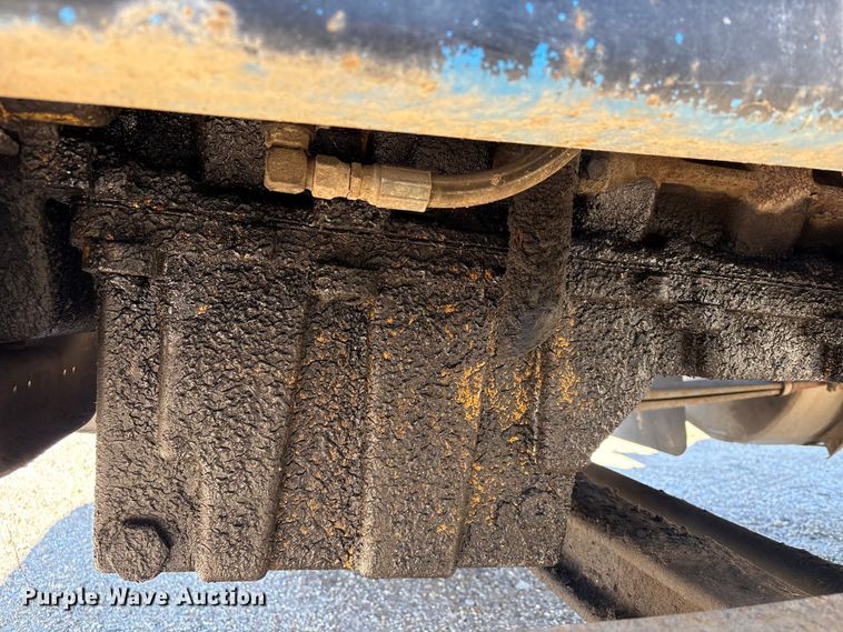 image for item EU7344 1995 International 9200 semi truck