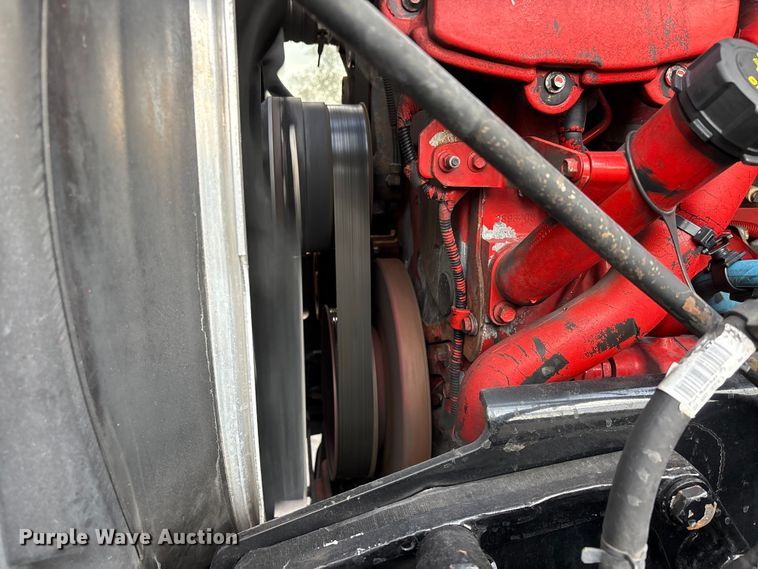 image for item EU7357 2016 Kenworth T800 semi truck