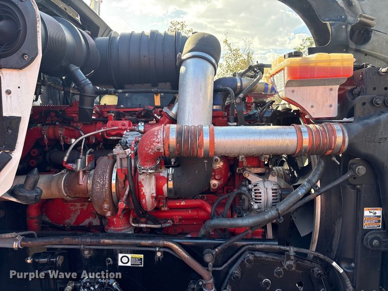 image for item EU7359 2016 Kenworth T800 semi truck