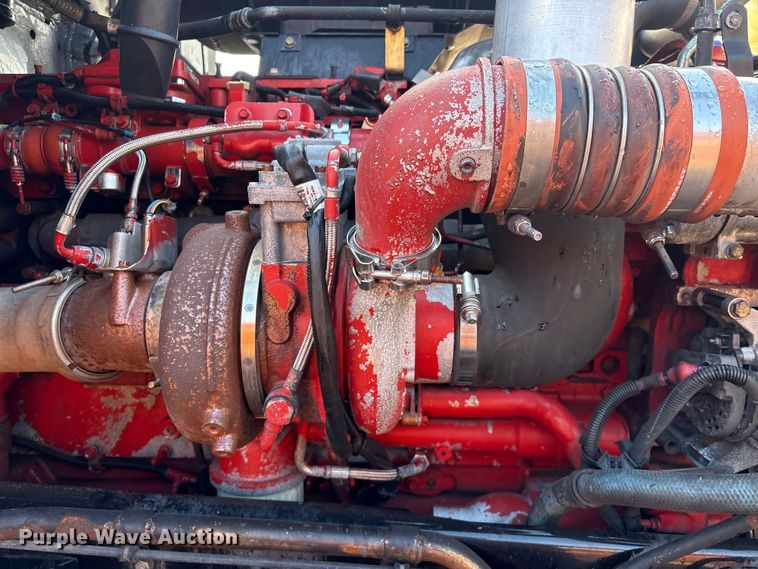 image for item EU7359 2016 Kenworth T800 semi truck