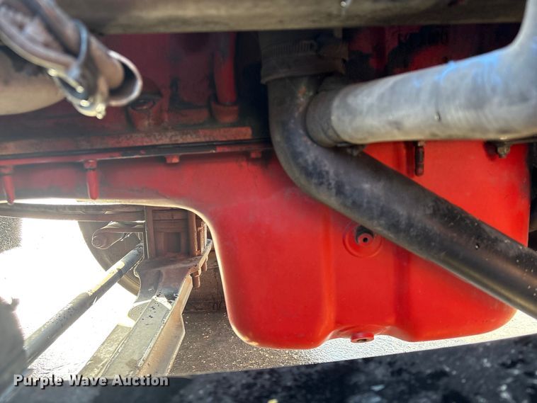 image for item EU7359 2016 Kenworth T800 semi truck