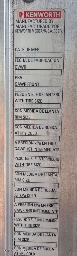 image for item EU7359 2016 Kenworth T800 semi truck