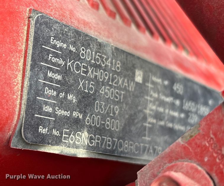 image for item EU7361 2020 Peterbilt 579 semi truck