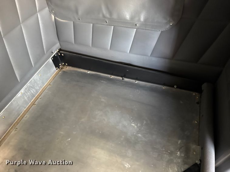 image for item FB0626 2017 Peterbilt 389 semi truck