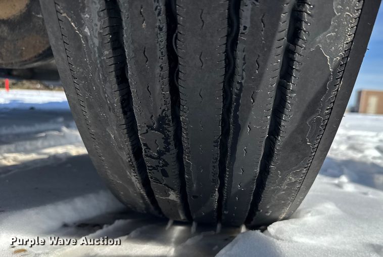 image for item FB0626 2017 Peterbilt 389 semi truck