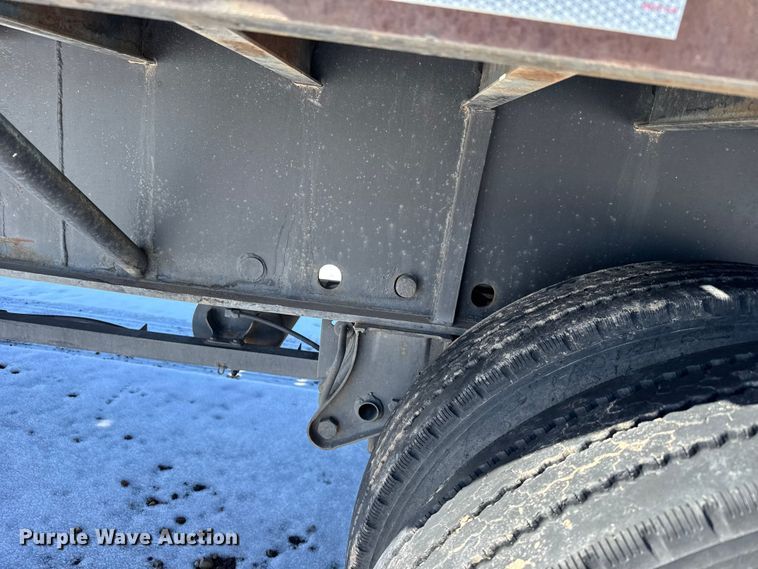 image for item FB0635 1987 Dorsey DGT-84 flatbed trailer