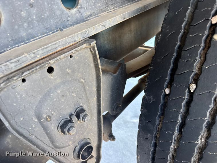 image for item FB0635 1987 Dorsey DGT-84 flatbed trailer