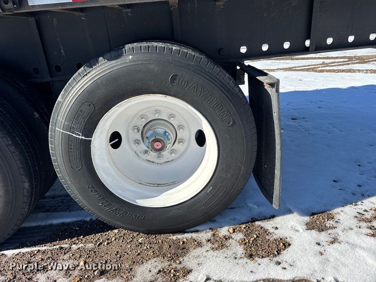 image for item FB0635 1987 Dorsey DGT-84 flatbed trailer