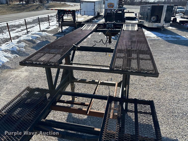 image for item FB2980 2009 Quality car carrier