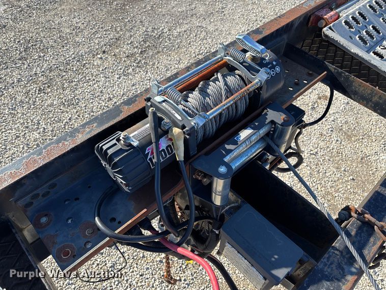 image for item FB2980 2009 Quality car carrier