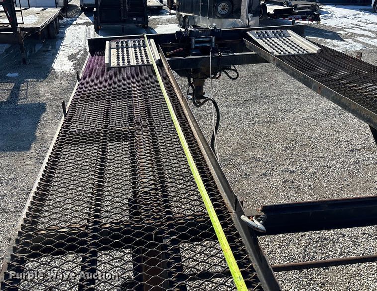 image for item FB2980 2009 Quality car carrier