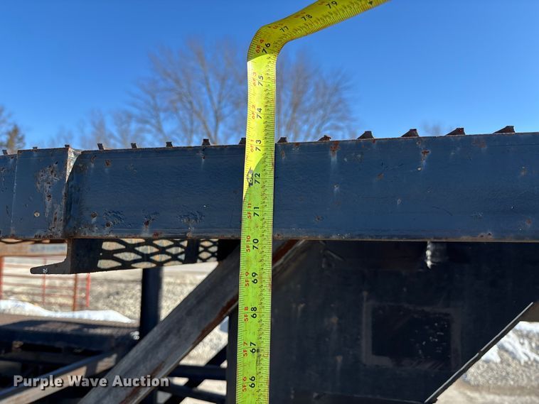 image for item FB2980 2009 Quality car carrier