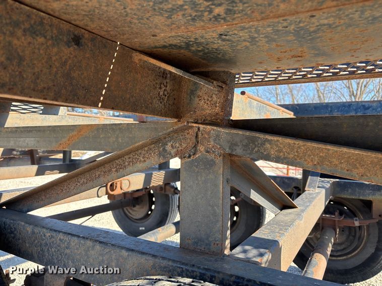 image for item FB2980 2009 Quality car carrier