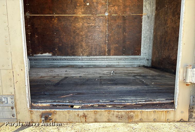 image for item FB3000 1993 Wabash SA-102-11 dry van trailer