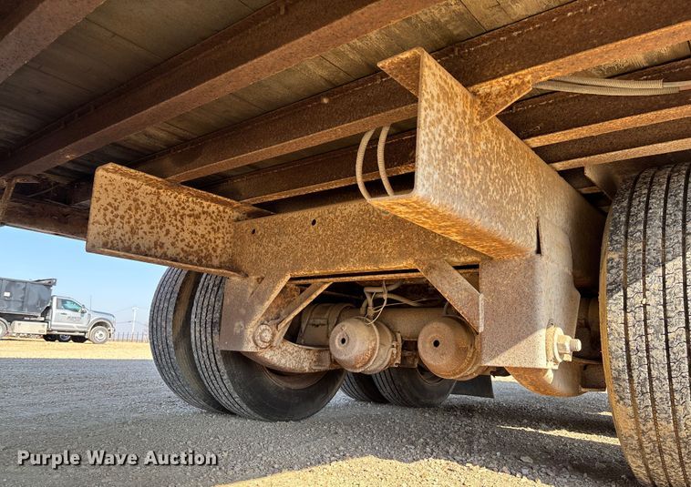 image for item FB3000 1993 Wabash SA-102-11 dry van trailer