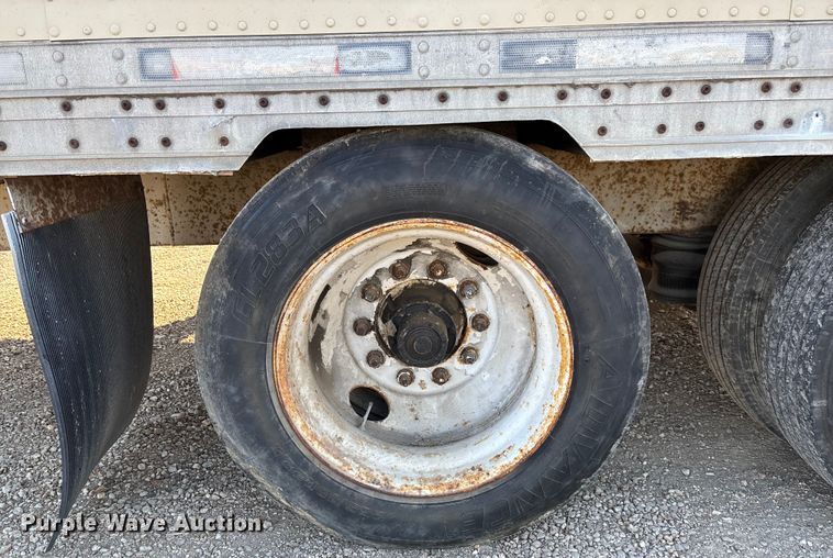 image for item FB3000 1993 Wabash SA-102-11 dry van trailer