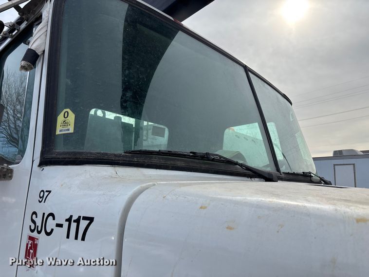 image for item FB3496 1997 Volvo WG vacuum truck