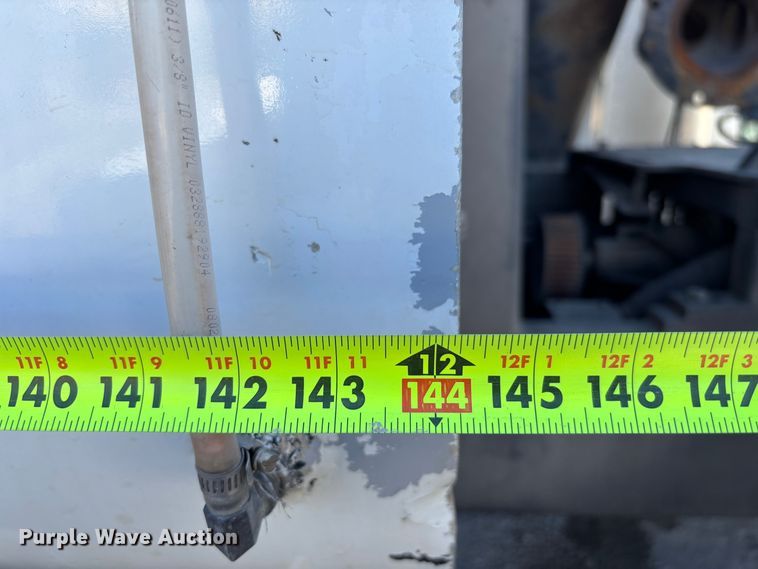 image for item FB3496 1997 Volvo WG vacuum truck