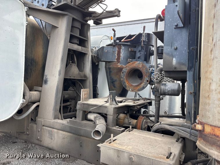 image for item FB3496 1997 Volvo WG vacuum truck