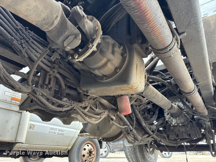 image for item FB3496 1997 Volvo WG vacuum truck