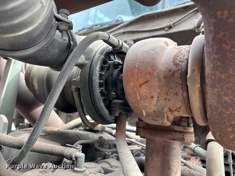 image for item FB3496 1997 Volvo WG vacuum truck