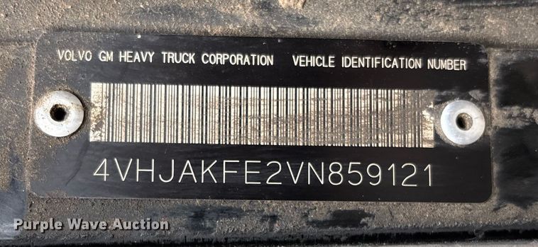 image for item FB3496 1997 Volvo WG vacuum truck