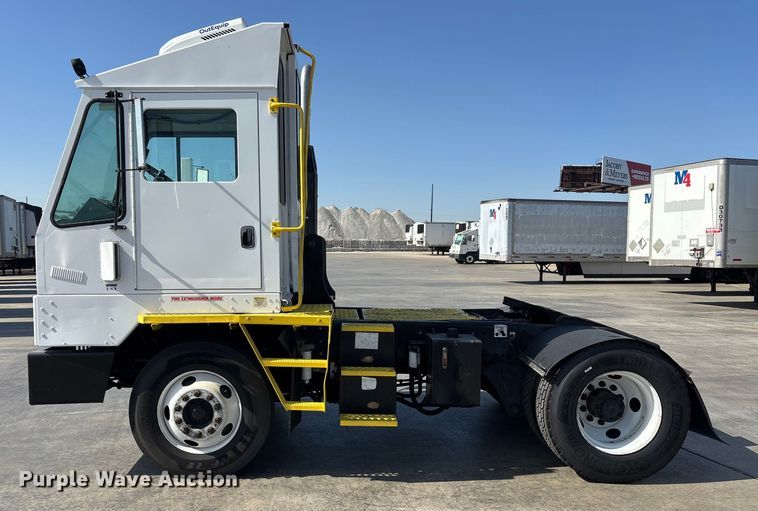 image for item FB5479 2012 Kalmar Ottawa yard truck