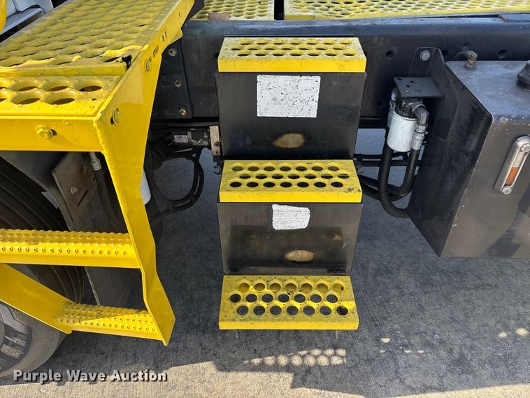 image for item FB5479 2012 Kalmar Ottawa yard truck