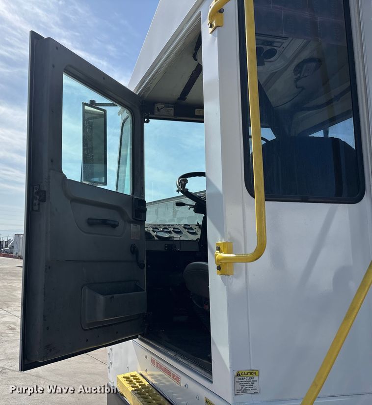 image for item FB5479 2012 Kalmar Ottawa yard truck