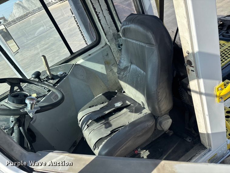 image for item FB5479 2012 Kalmar Ottawa yard truck