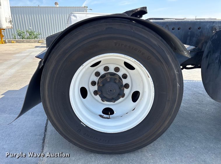 image for item FB5479 2012 Kalmar Ottawa yard truck