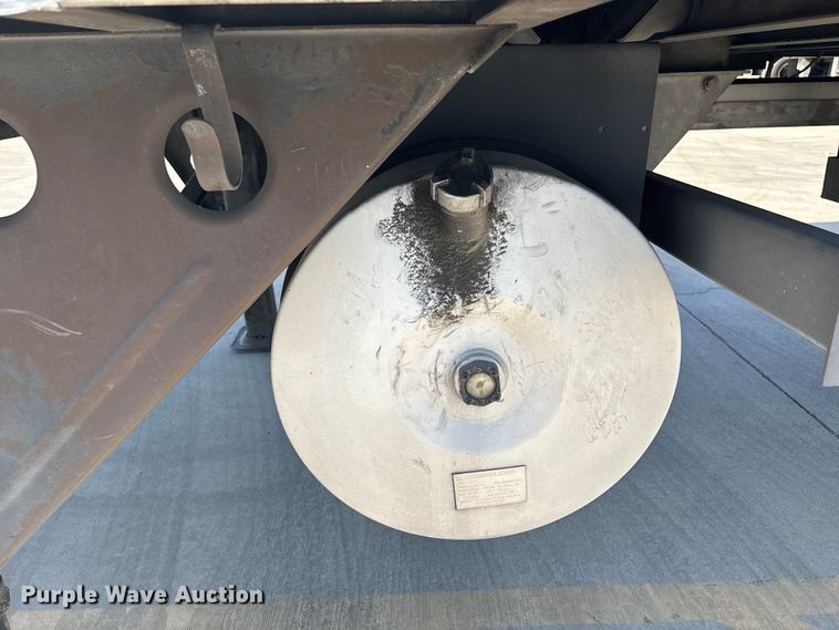 image for item FB5480 2010 Utility VS2RA refrigerated van trailer