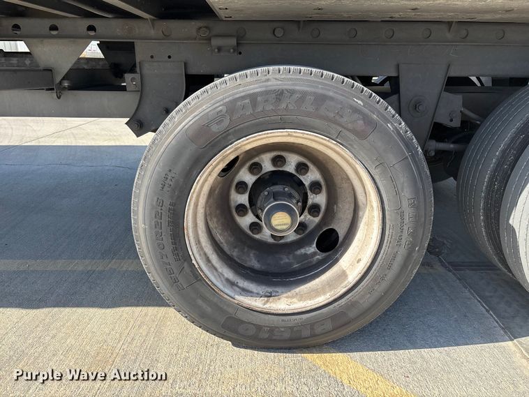 image for item FB5480 2010 Utility VS2RA refrigerated van trailer