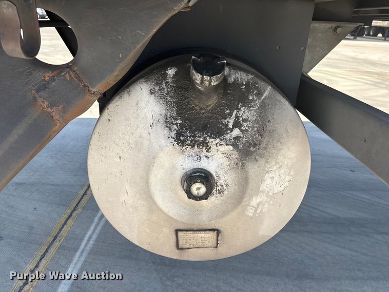 image for item FB5481 2010 Utility VS2RA refrigerated van trailer