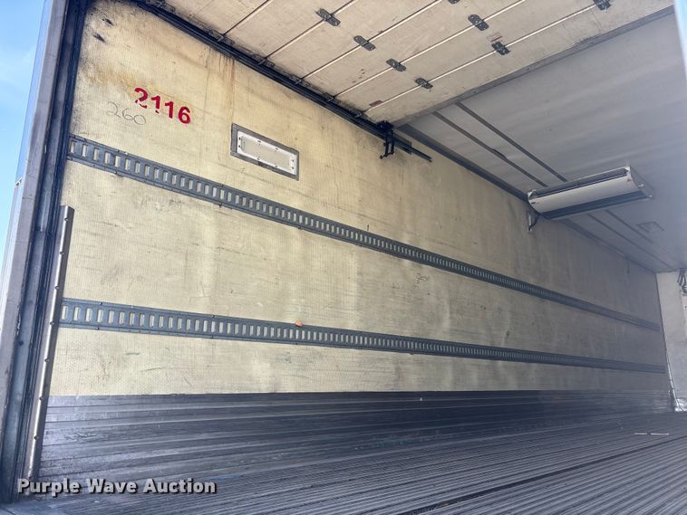 image for item FB5481 2010 Utility VS2RA refrigerated van trailer