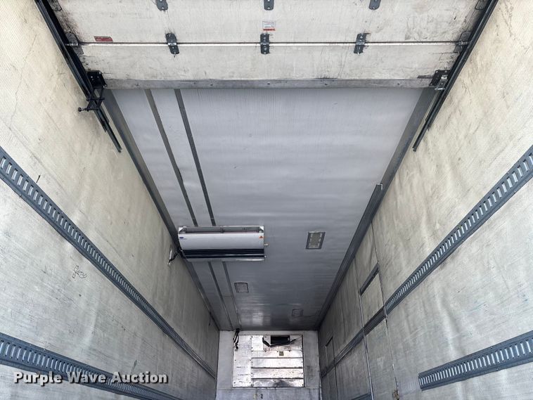 image for item FB5481 2010 Utility VS2RA refrigerated van trailer