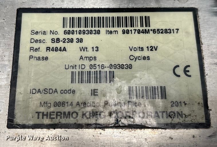 image for item FB5481 2010 Utility VS2RA refrigerated van trailer