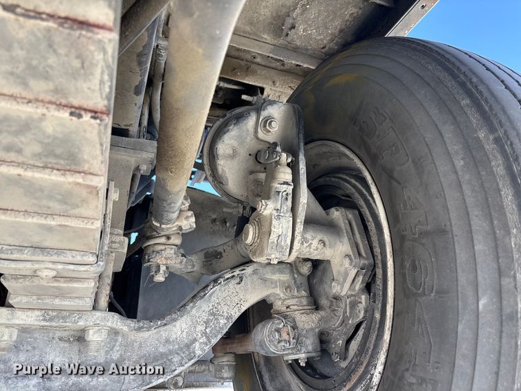 image for item FB5482 2009 Ottawa Kalmar yard truck