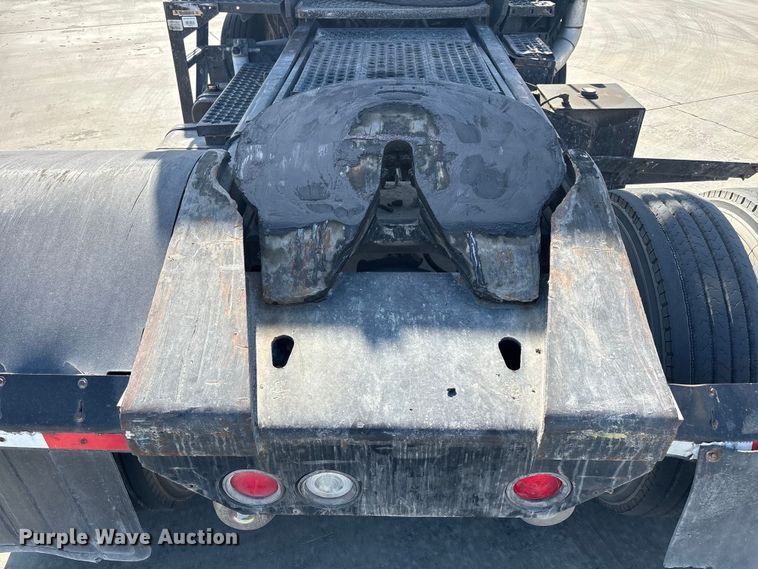 image for item FB5482 2009 Ottawa Kalmar yard truck