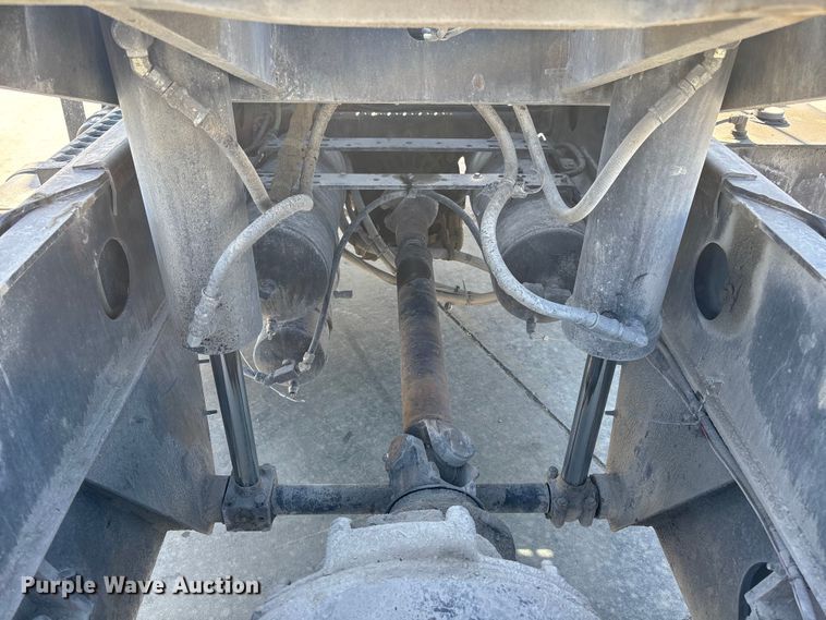 image for item FB5482 2009 Ottawa Kalmar yard truck