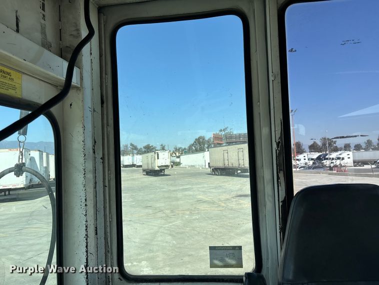 image for item FB5482 2009 Ottawa Kalmar yard truck