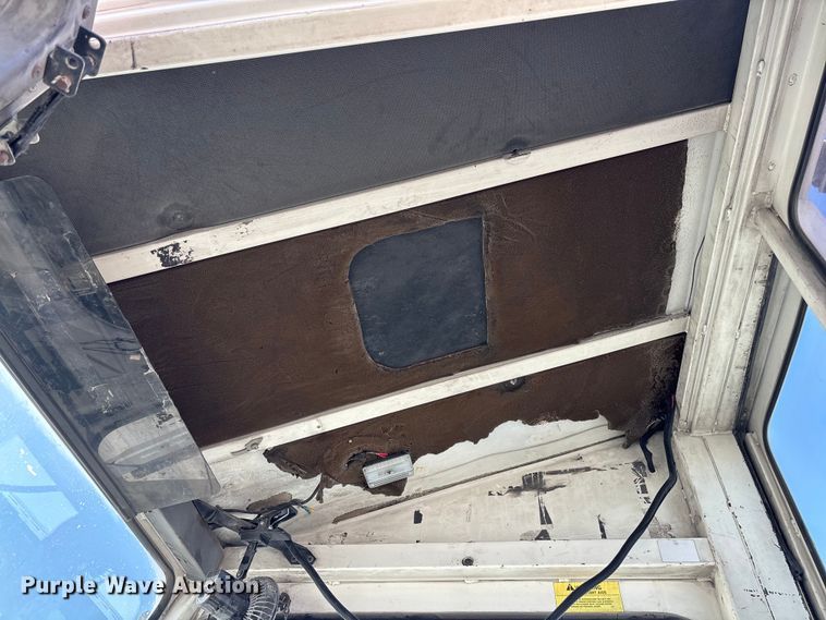 image for item FB5482 2009 Ottawa Kalmar yard truck