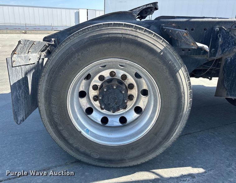 image for item FB5482 2009 Ottawa Kalmar yard truck