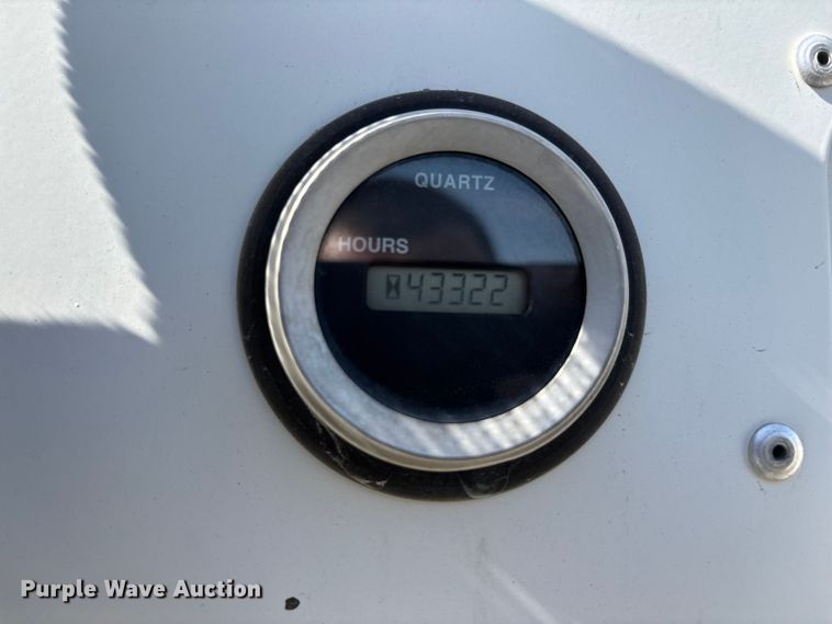 image for item FB5482 2009 Ottawa Kalmar yard truck