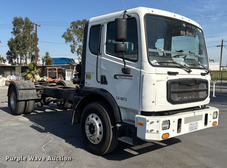 image for item FB5485 2017 Autocar Xpert truck cab and chassis