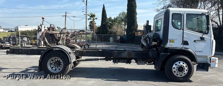 image for item FB5485 2017 Autocar Xpert truck cab and chassis