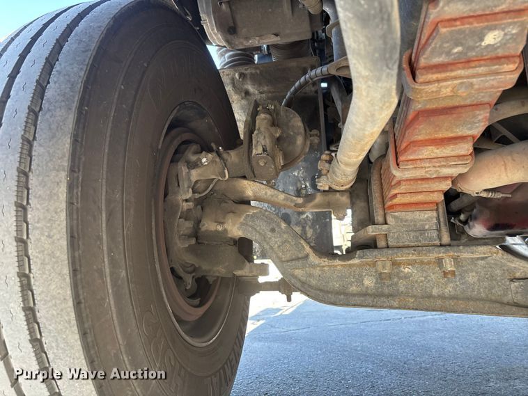 image for item FB5485 2017 Autocar Xpert truck cab and chassis