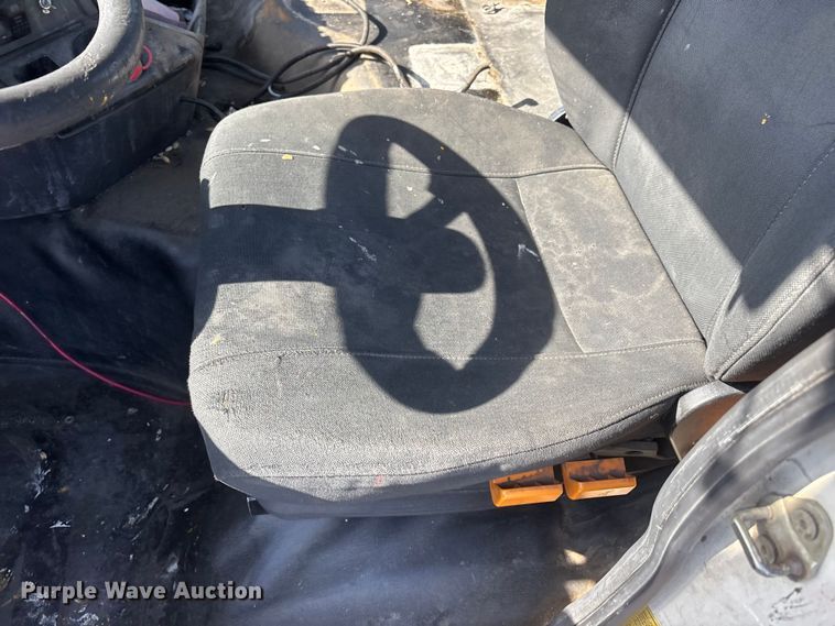 image for item FB5485 2017 Autocar Xpert truck cab and chassis